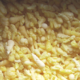 無(wú)水三氯化鋁顆粒狀A(yù)類(lèi)